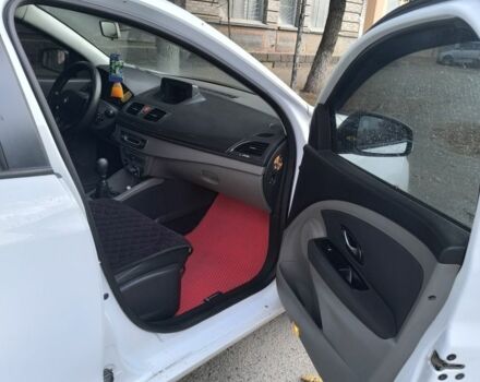 Белый Рено Меган, объемом двигателя 1.5 л и пробегом 269 тыс. км за 7000 $, фото 7 на Automoto.ua