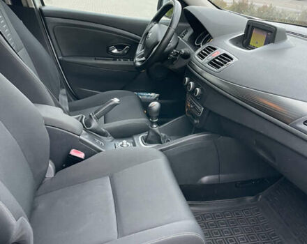 Белый Рено Меган, объемом двигателя 1.46 л и пробегом 264 тыс. км за 6500 $, фото 8 на Automoto.ua