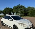 Белый Рено Меган, объемом двигателя 1.5 л и пробегом 200 тыс. км за 6000 $, фото 1 на Automoto.ua