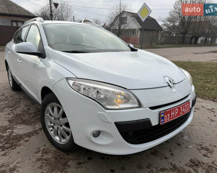 Белый Рено Меган, объемом двигателя 1.6 л и пробегом 211 тыс. км за 7399 $, фото 8 на Automoto.ua