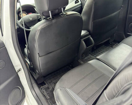 Белый Рено Меган, объемом двигателя 1.87 л и пробегом 302 тыс. км за 6300 $, фото 19 на Automoto.ua