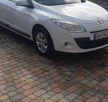 Белый Рено Меган, объемом двигателя 1.5 л и пробегом 197 тыс. км за 7400 $, фото 9 на Automoto.ua