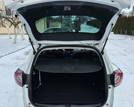 Білий Рено Меган, об'ємом двигуна 1.46 л та пробігом 232 тис. км за 7200 $, фото 12 на Automoto.ua