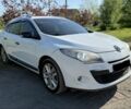 Белый Рено Меган, объемом двигателя 1.5 л и пробегом 250 тыс. км за 6500 $, фото 1 на Automoto.ua