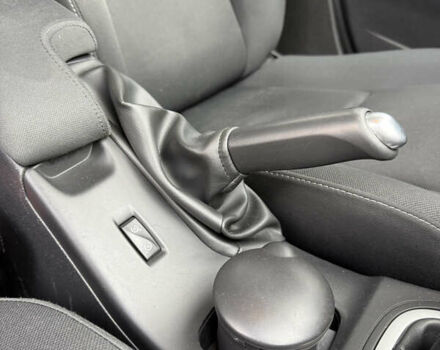 Белый Рено Меган, объемом двигателя 1.6 л и пробегом 211 тыс. км за 7399 $, фото 29 на Automoto.ua