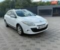 Белый Рено Меган, объемом двигателя 1.5 л и пробегом 210 тыс. км за 6100 $, фото 2 на Automoto.ua
