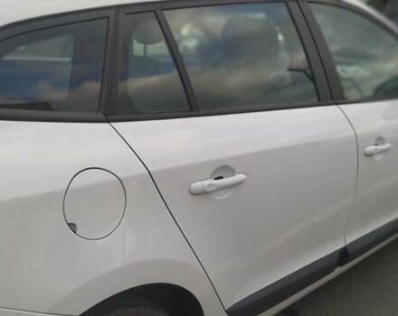 Білий Рено Меган, об'ємом двигуна 1.4 л та пробігом 235 тис. км за 7600 $, фото 4 на Automoto.ua