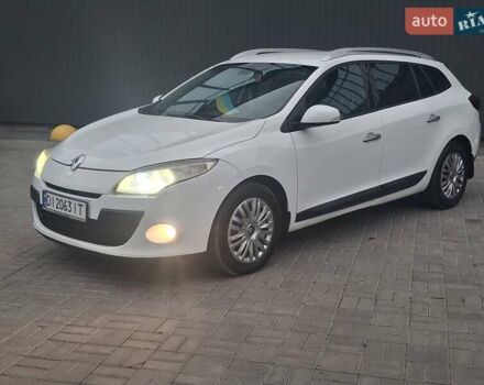 Белый Рено Меган, объемом двигателя 1.46 л и пробегом 298 тыс. км за 6700 $, фото 1 на Automoto.ua