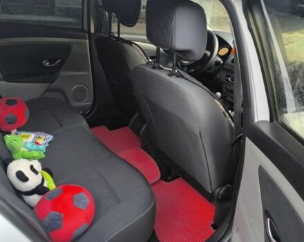 Белый Рено Меган, объемом двигателя 1.5 л и пробегом 269 тыс. км за 7000 $, фото 9 на Automoto.ua