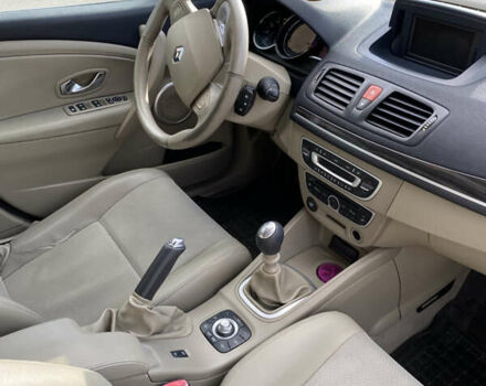 Белый Рено Меган, объемом двигателя 1.5 л и пробегом 270 тыс. км за 6950 $, фото 7 на Automoto.ua