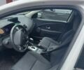 Рено Меган 2010 у Львові на Automoto.ua Білий Рено Меган, об'ємом двигуна 2 л та пробігом 255 тис. км за 7300 $, фото 3 на Automoto.ua