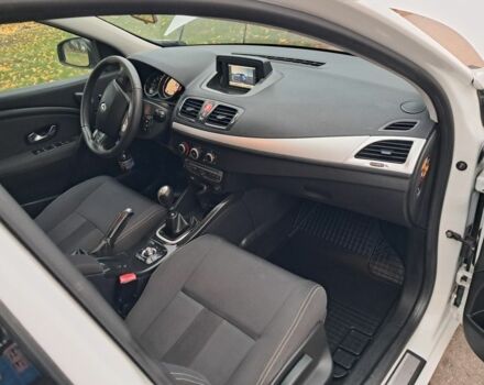 Білий Рено Меган, об'ємом двигуна 1.6 л та пробігом 220 тис. км за 7350 $, фото 18 на Automoto.ua