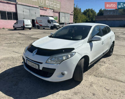 Білий Рено Меган, об'ємом двигуна 1.46 л та пробігом 339 тис. км за 5300 $, фото 16 на Automoto.ua
