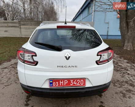 Белый Рено Меган, объемом двигателя 1.6 л и пробегом 211 тыс. км за 7399 $, фото 5 на Automoto.ua