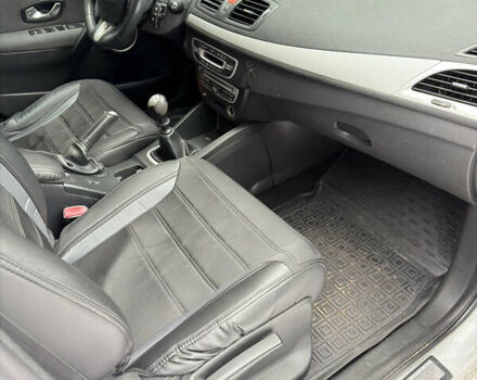 Білий Рено Меган, об'ємом двигуна 1.87 л та пробігом 302 тис. км за 6200 $, фото 23 на Automoto.ua