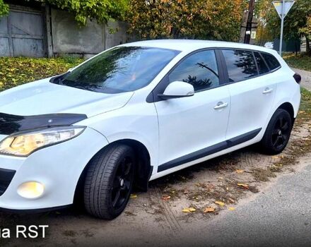 Белый Рено Меган, объемом двигателя 1.5 л и пробегом 200 тыс. км за 6999 $, фото 1 на Automoto.ua