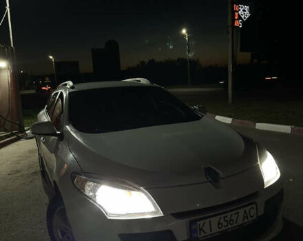 Белый Рено Меган, объемом двигателя 1.46 л и пробегом 250 тыс. км за 6300 $, фото 5 на Automoto.ua