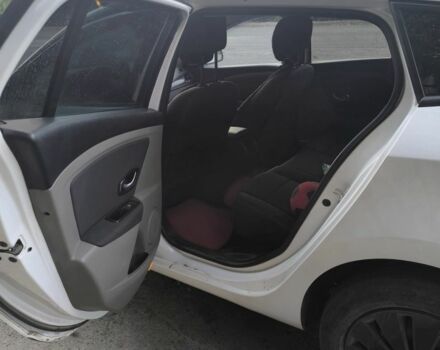 Белый Рено Меган, объемом двигателя 1.5 л и пробегом 269 тыс. км за 7000 $, фото 10 на Automoto.ua