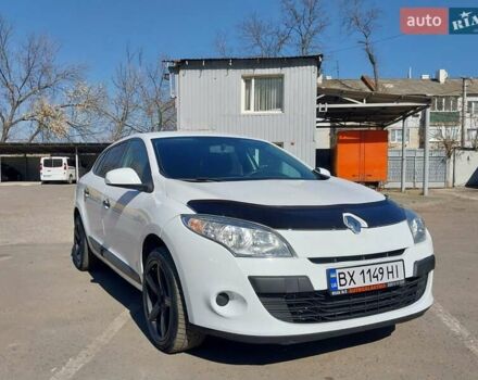 Білий Рено Меган, об'ємом двигуна 1.46 л та пробігом 300 тис. км за 6199 $, фото 18 на Automoto.ua
