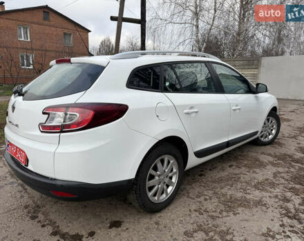 Белый Рено Меган, объемом двигателя 1.6 л и пробегом 211 тыс. км за 7399 $, фото 6 на Automoto.ua