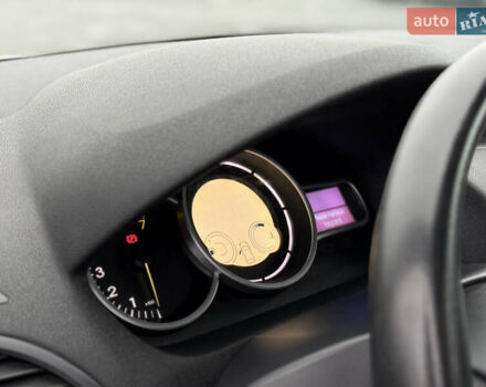 Белый Рено Меган, объемом двигателя 1.6 л и пробегом 211 тыс. км за 6750 $, фото 18 на Automoto.ua