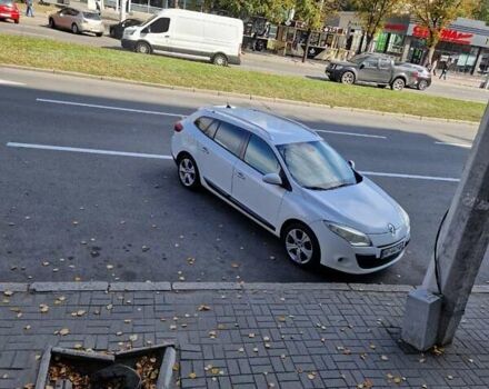 Белый Рено Меган, объемом двигателя 1.87 л и пробегом 215 тыс. км за 7200 $, фото 1 на Automoto.ua