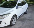 Білий Рено Меган, об'ємом двигуна 1.46 л та пробігом 200 тис. км за 7000 $, фото 1 на Automoto.ua