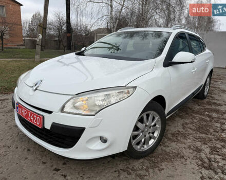 Белый Рено Меган, объемом двигателя 1.6 л и пробегом 211 тыс. км за 7399 $, фото 16 на Automoto.ua