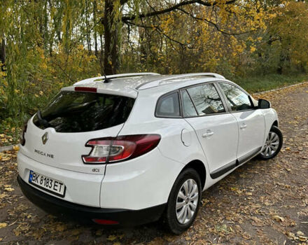 Белый Рено Меган, объемом двигателя 1.5 л и пробегом 257 тыс. км за 5250 $, фото 6 на Automoto.ua