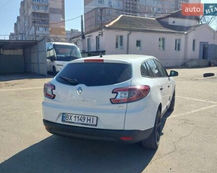 Белый Рено Меган, объемом двигателя 1.46 л и пробегом 300 тыс. км за 6200 $, фото 4 на Automoto.ua