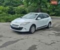 Белый Рено Меган, объемом двигателя 1.46 л и пробегом 300 тыс. км за 5200 $, фото 1 на Automoto.ua