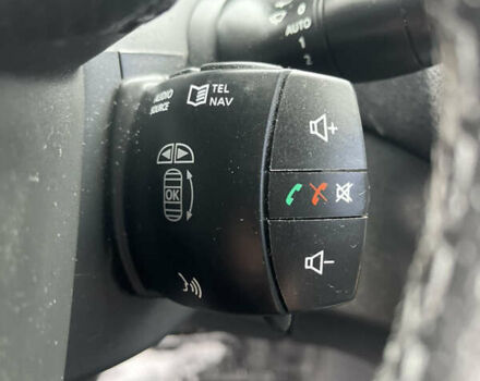 Белый Рено Меган, объемом двигателя 1.46 л и пробегом 289 тыс. км за 5999 $, фото 25 на Automoto.ua