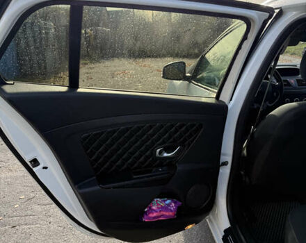 Білий Рено Меган, об'ємом двигуна 1.5 л та пробігом 363 тис. км за 5700 $, фото 11 на Automoto.ua