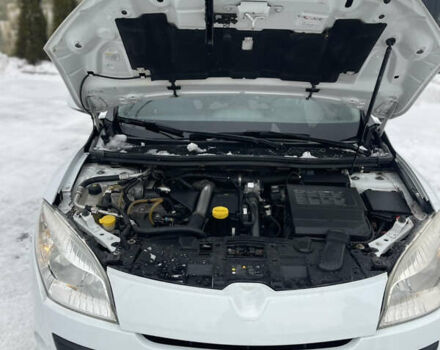 Белый Рено Меган, объемом двигателя 1.46 л и пробегом 289 тыс. км за 5999 $, фото 28 на Automoto.ua