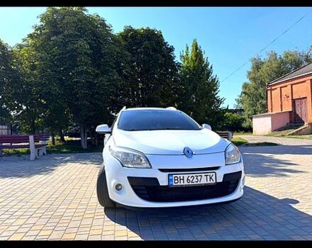 Белый Рено Меган, объемом двигателя 1.5 л и пробегом 202 тыс. км за 6500 $, фото 2 на Automoto.ua
