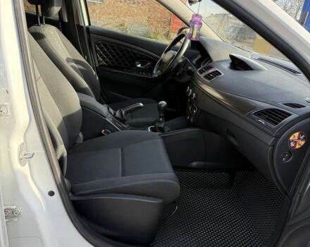 Белый Рено Меган, объемом двигателя 1.5 л и пробегом 363 тыс. км за 5500 $, фото 14 на Automoto.ua