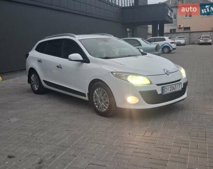 Белый Рено Меган, объемом двигателя 1.46 л и пробегом 298 тыс. км за 6700 $, фото 3 на Automoto.ua