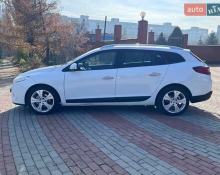 Белый Рено Меган, объемом двигателя 1.87 л и пробегом 216 тыс. км за 7850 $, фото 4 на Automoto.ua