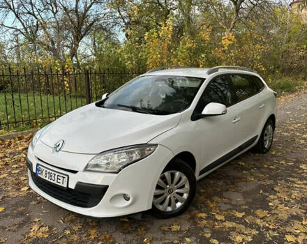 Белый Рено Меган, объемом двигателя 1.5 л и пробегом 257 тыс. км за 5250 $, фото 1 на Automoto.ua