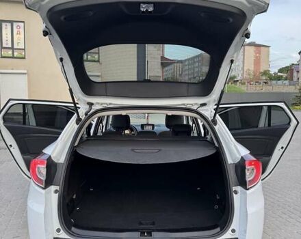 Белый Рено Меган, объемом двигателя 1.46 л и пробегом 316 тыс. км за 6500 $, фото 35 на Automoto.ua