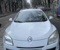 Білий Рено Меган, об'ємом двигуна 1.46 л та пробігом 217 тис. км за 6200 $, фото 1 на Automoto.ua