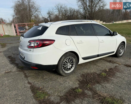 Белый Рено Меган, объемом двигателя 1.46 л и пробегом 299 тыс. км за 6200 $, фото 26 на Automoto.ua