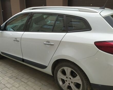 Белый Рено Меган, объемом двигателя 1.5 л и пробегом 253 тыс. км за 7200 $, фото 2 на Automoto.ua