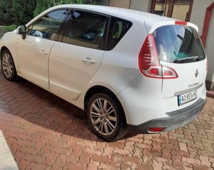 Белый Рено Меган, объемом двигателя 2 л и пробегом 236 тыс. км за 6500 $, фото 4 на Automoto.ua