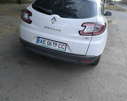 Белый Рено Меган, объемом двигателя 1.5 л и пробегом 269 тыс. км за 7000 $, фото 2 на Automoto.ua