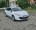 Білий Рено Меган, об'ємом двигуна 1.46 л та пробігом 300 тис. км за 5200 $, фото 1 на Automoto.ua