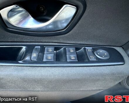 Белый Рено Меган, объемом двигателя 1.5 л и пробегом 240 тыс. км за 7499 $, фото 9 на Automoto.ua