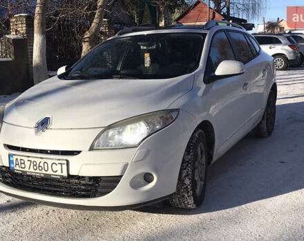 Белый Рено Меган, объемом двигателя 1.87 л и пробегом 211 тыс. км за 6800 $, фото 1 на Automoto.ua