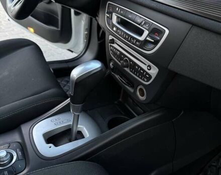 Белый Рено Меган, объемом двигателя 1.46 л и пробегом 316 тыс. км за 6500 $, фото 27 на Automoto.ua