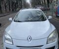 Белый Рено Меган, объемом двигателя 1.46 л и пробегом 217 тыс. км за 6200 $, фото 1 на Automoto.ua